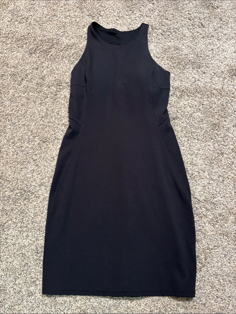 Lululemon Slim-Fit Above-Knee Dress size 6